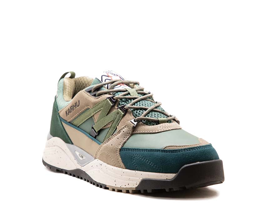 Karhu Fusion XC Smoke Pine / Dark Forest WP F830004