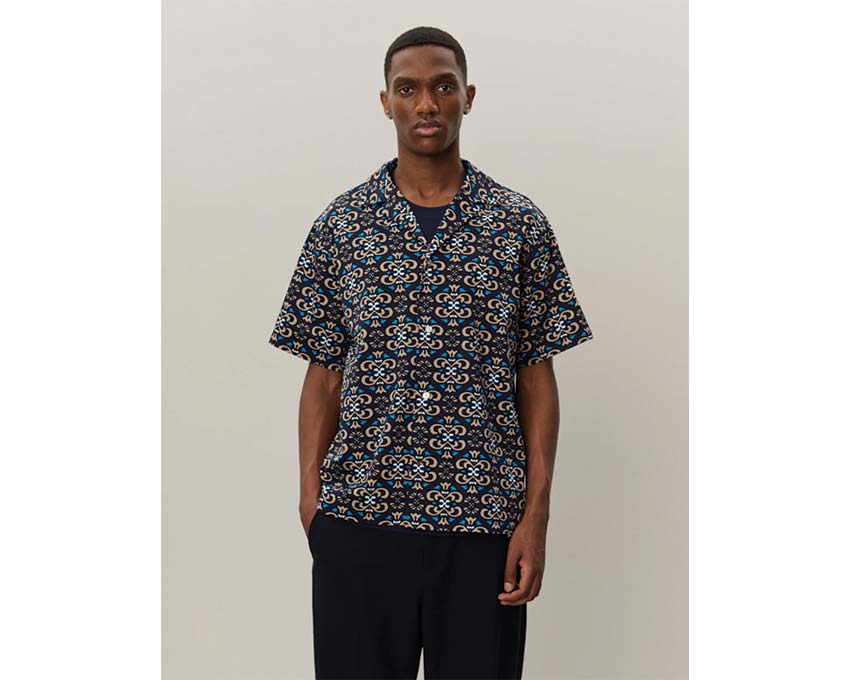 Les Deux Hendrix AOP SS Shirt Dark Navy vue latérale — motif AOP dos
