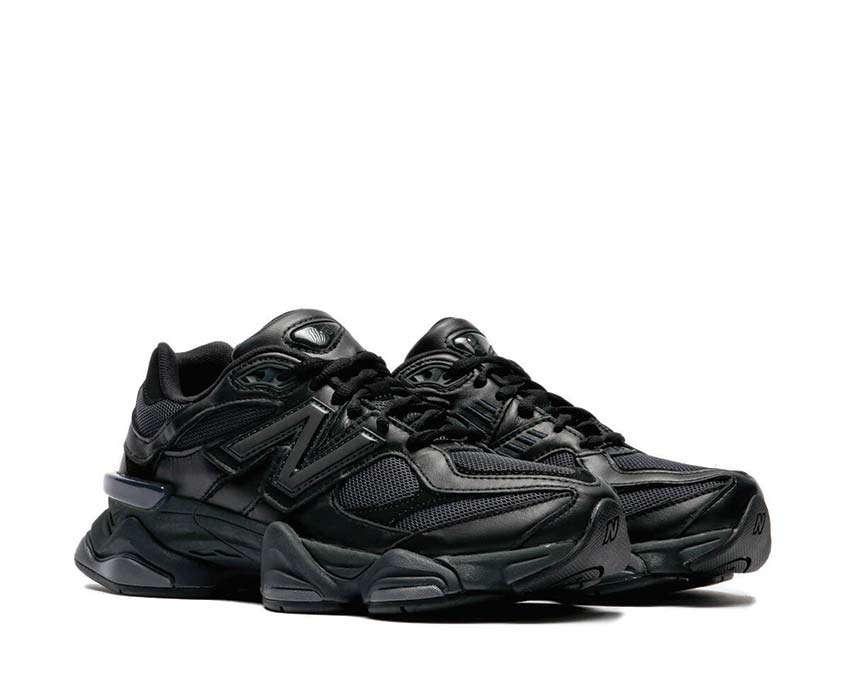 New Balance 9060 Black vista lateral — parte superior mesh con capas superpuestas