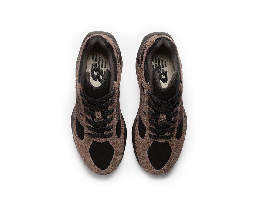 New Balance WRPD Runner Dark Mushroom — vista posteriore tallone tecnico