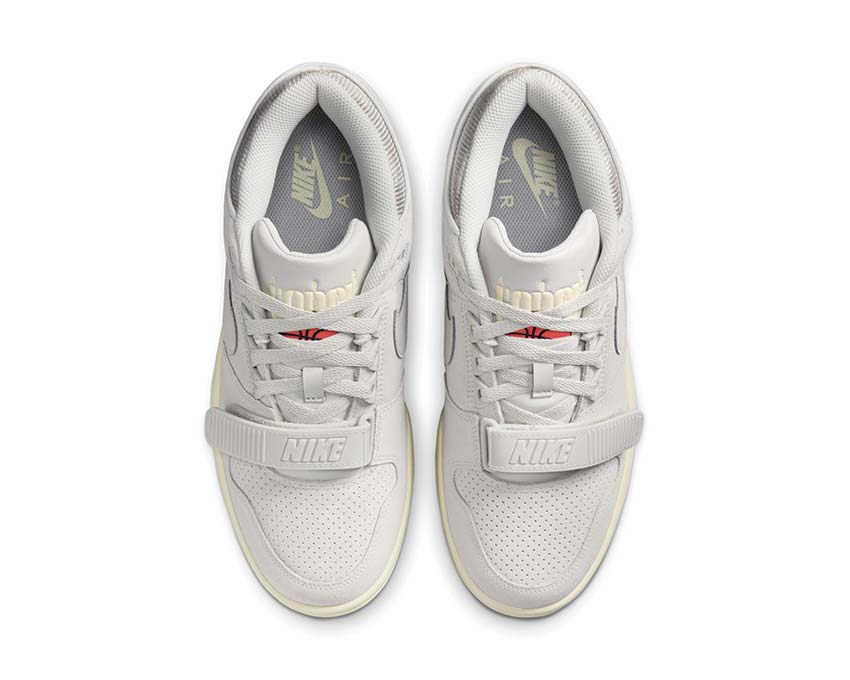 Nike AAF88 Light Bone detalle — upper mesh transpirable