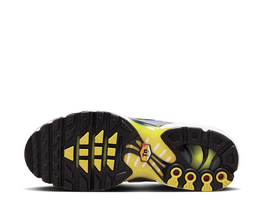 Nike Air Max Plus W Violet Dust — vue arrière High Voltage Midnight Navy