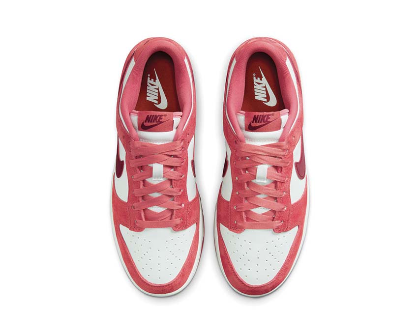 Nike Dunk Low W V.Day