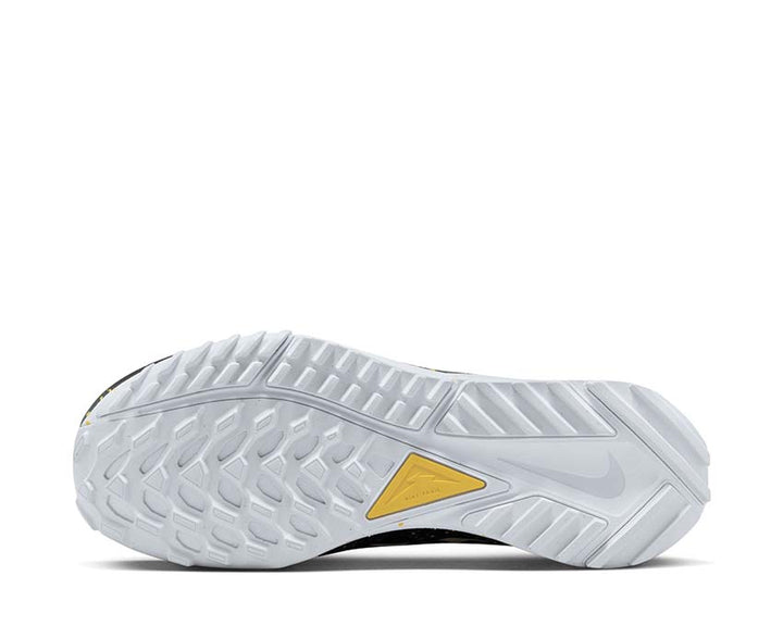 Nike Pegasus Trail 4 Pale Ivory / Black - Khaki - White DJ6158-100