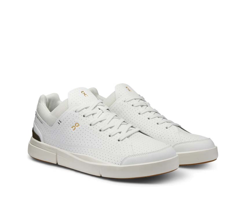 ON The Roger Centre Court White / Olive 3MD30241528