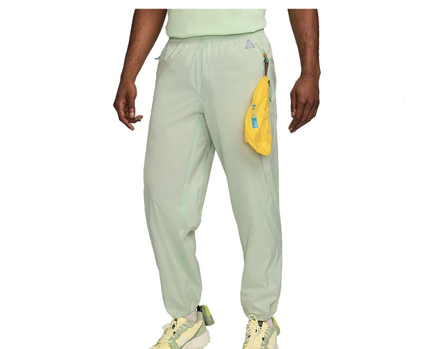 Nike ACG Trail Snacks Pants Vapor Green / Reflective Silver FQ3064-376