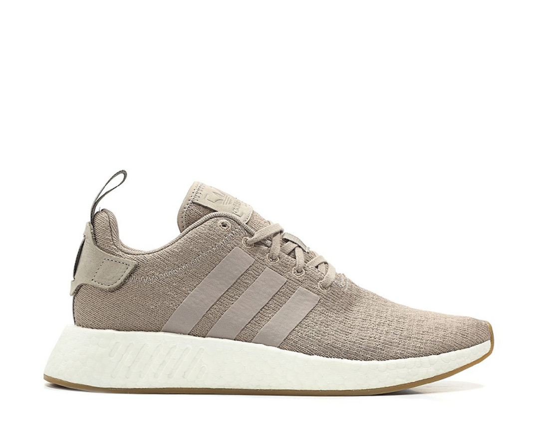 https://noirfonce.es/cdn/shop/products/adidas-nmd-r2-boost-vapour-grey-branch-cq2399.png?v=1522332616&width=1080