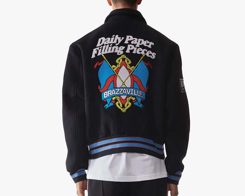 Daily Paper x Filling Pieces Varsity Jacket Black detalle — cierre frontal