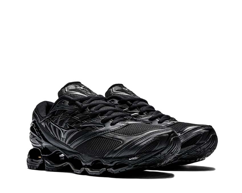 Mizuno Wave Prophecy LS Black vista lateral — mesh transpirable premium