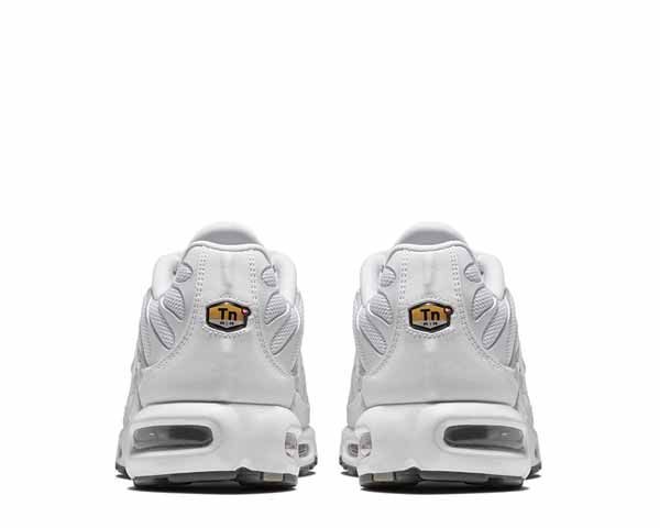 Nike Air Max Plus White suola — unità Air Max visibile bianco totale
