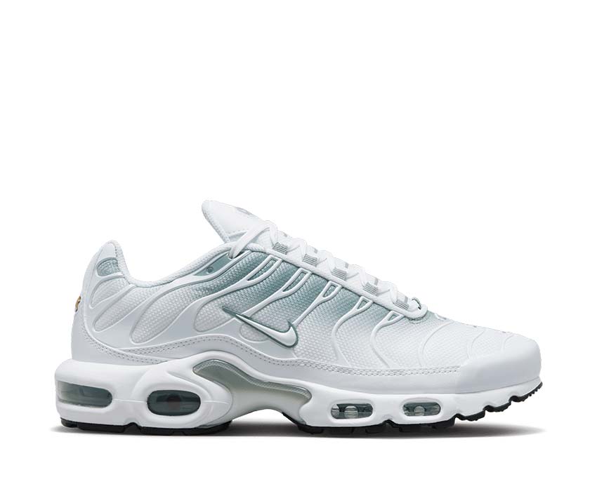 Nike Air Max Plus White Mica Green Black — sneaker mujer Tuned Air