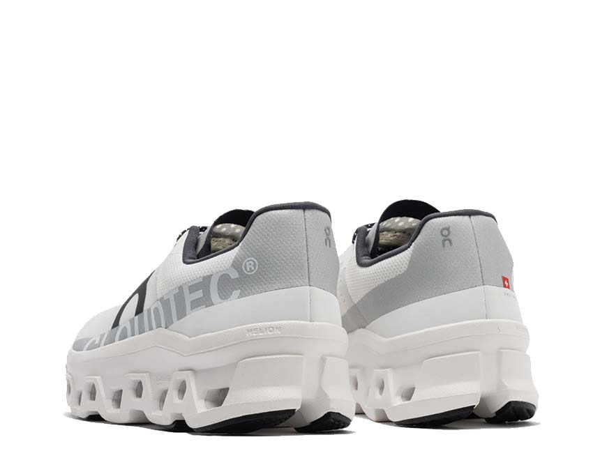 On Cloudmonster Undyed White sole — Speedboard sole